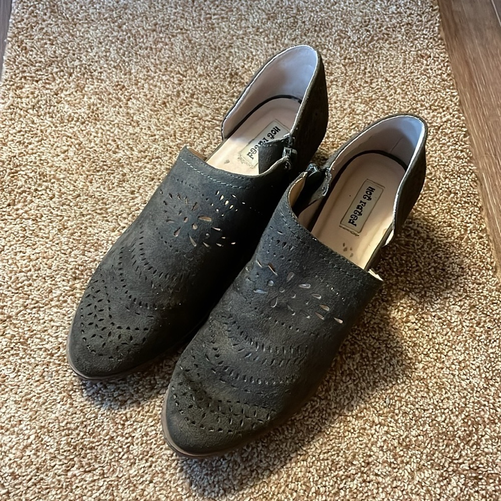 Not Rated Brown Cut Out Booties Shoes 8